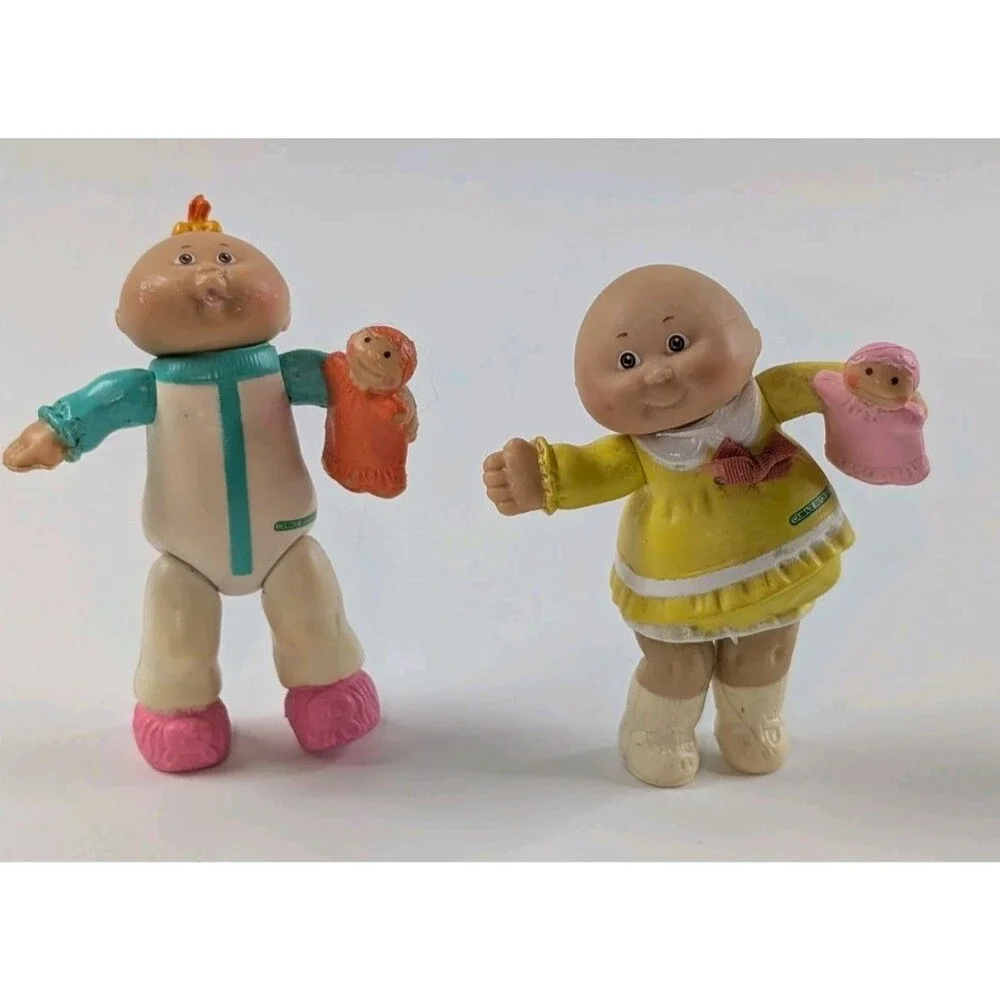 Vintage Cabbage Patch Kids PVC Figures Lot of 2 Baby Dolls w Mini Dolls 1980s